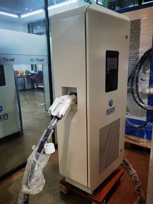 İyi bir fiyat. Yeni Beyaz 120KW Ticari / Yerel Zemin Entegre Tek Silahlı Elektrikli Araç Şarj İstasyonu çevrimiçi