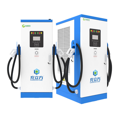 İyi bir fiyat. 120KW Yüksek Performanslı DC EV Şarj İstasyonu 200A İki yönlü çevrimiçi