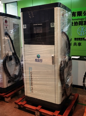 İyi bir fiyat. Yeni 80kW CCS2 Elektrikli Araç Şarj Masası AC DC Elektrikli Araç Yer Şarj İstasyonu çevrimiçi