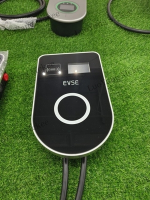 OCPP 14KW 64A Çift Silah Duvar Montajlı AC DC Şarj Yığınları Kolay Kurulum CCS Arayüzü Standart IP65 IP55 Yeni